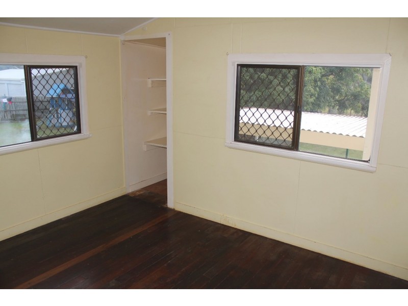 84 Russell Street, Maryborough QLD 4650