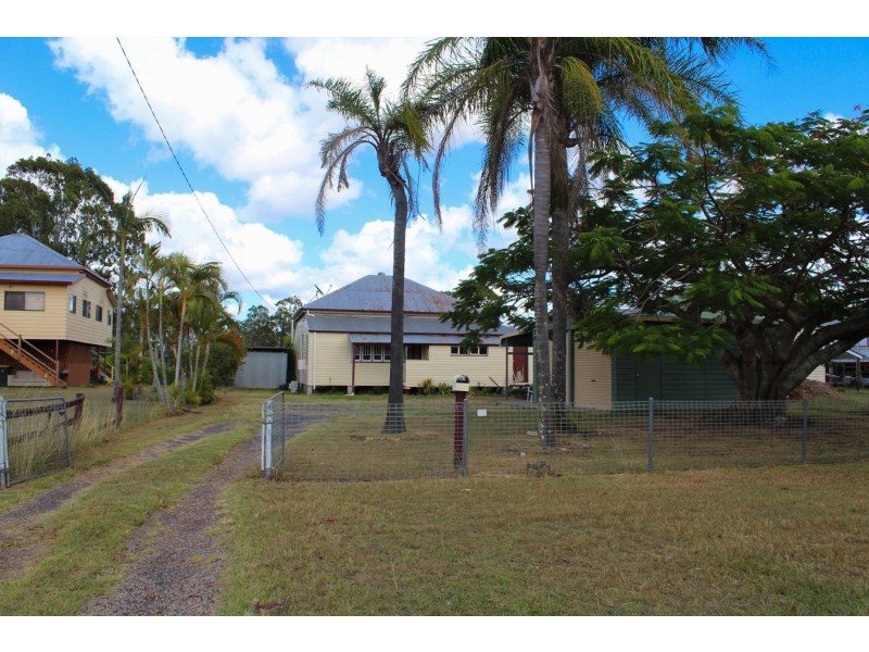 14 Granville Terrace, Granville QLD 4650