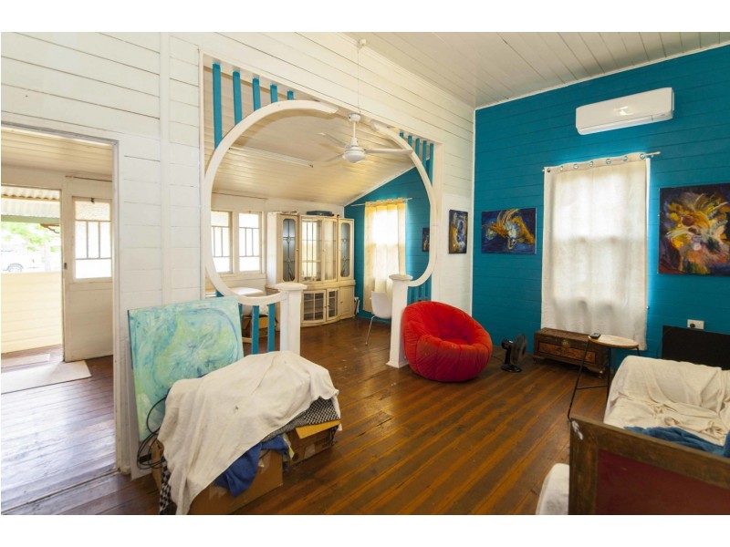 14 Granville Terrace, Granville QLD 4650