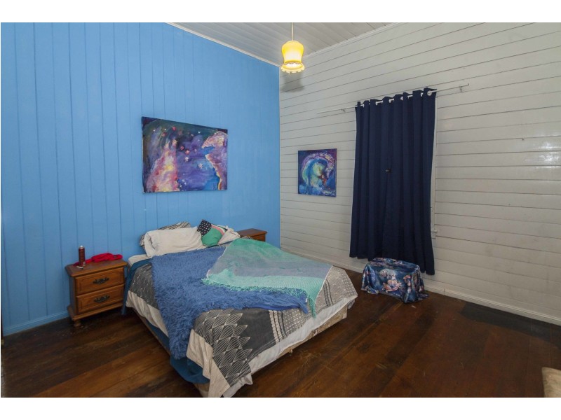 14 Granville Terrace, Granville QLD 4650