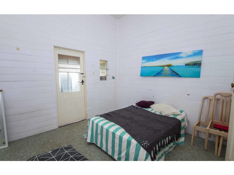 14 Granville Terrace, Granville QLD 4650