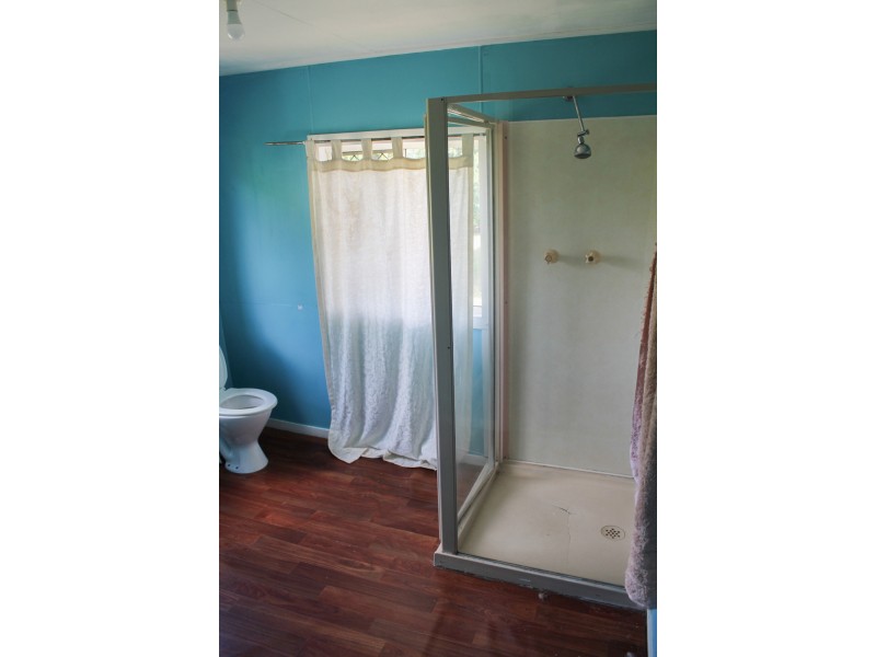 14 Granville Terrace, Granville QLD 4650