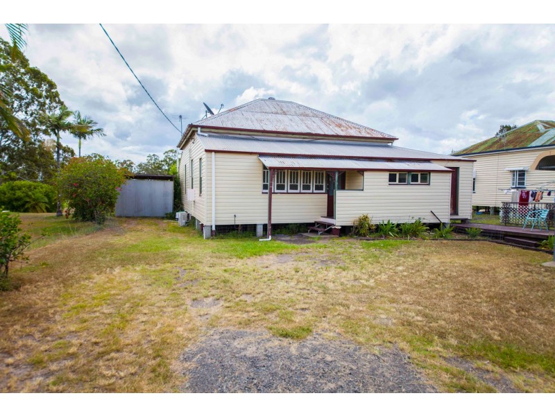 14 Granville Terrace, Granville QLD 4650