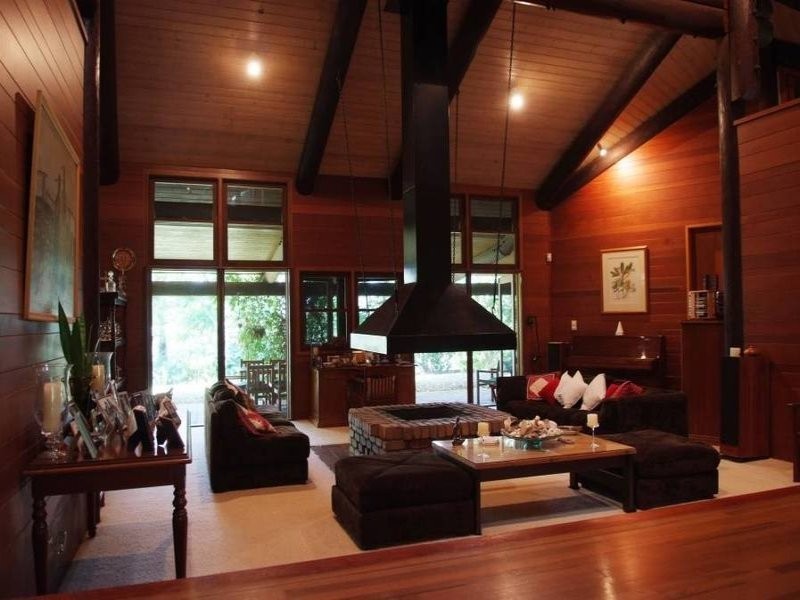 6 McLaughlin Road, Ferney QLD 4650