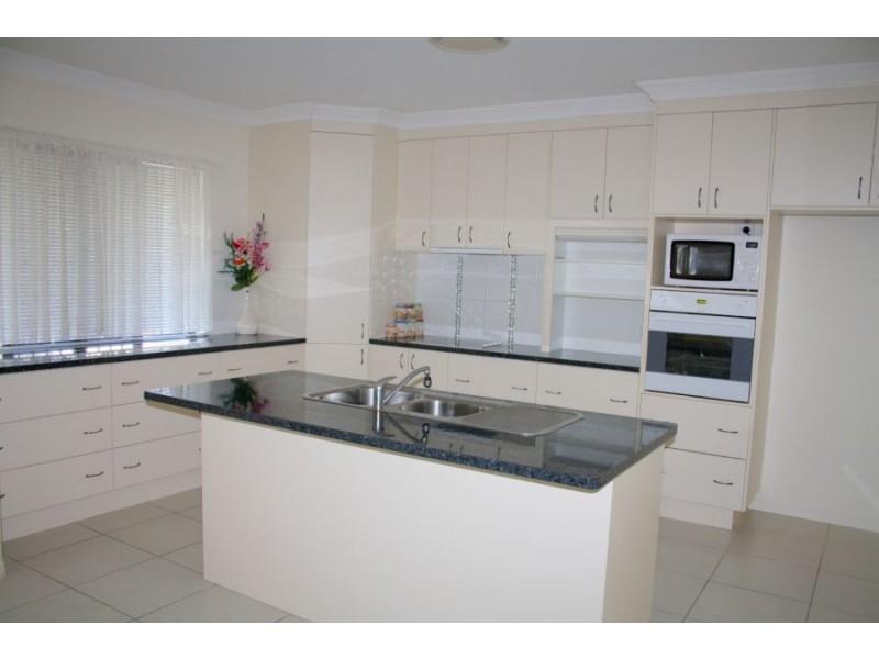 6 Franklin Close, Tinana QLD 4650