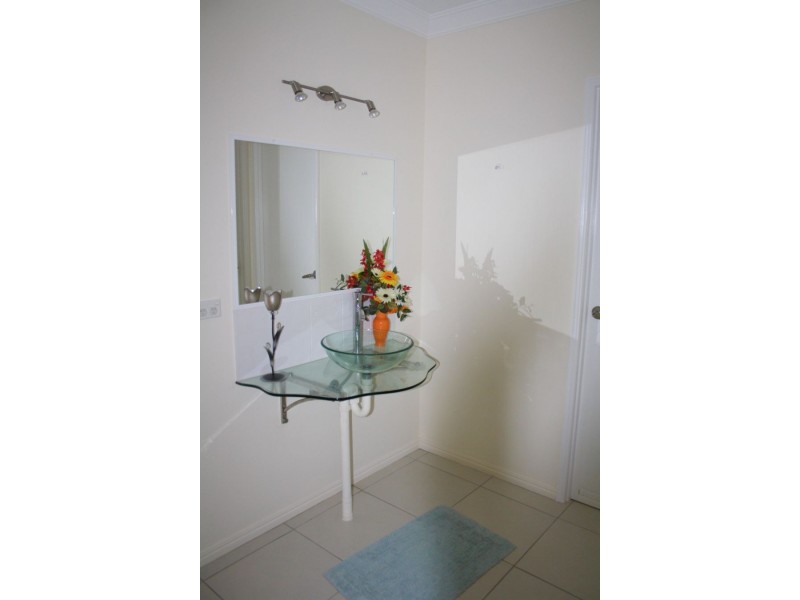 6 Franklin Close, Tinana QLD 4650