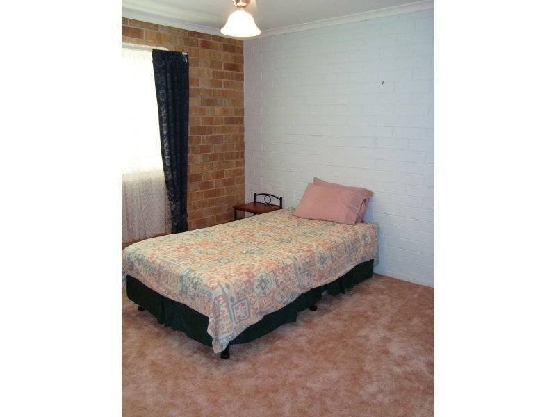 12 New Street, Maryborough QLD 4650