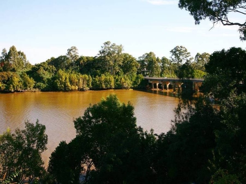 61 Dundas Street, Granville QLD 4650