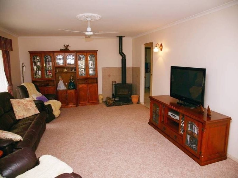 10 Saunders Road, Maryborough QLD 4650