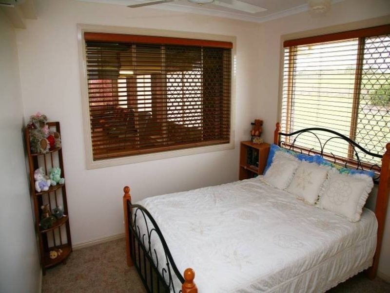 10 Saunders Road, Maryborough QLD 4650