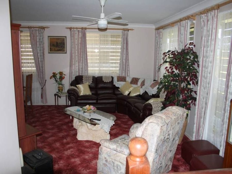 13 Alfred Street, Maaroom QLD 4650