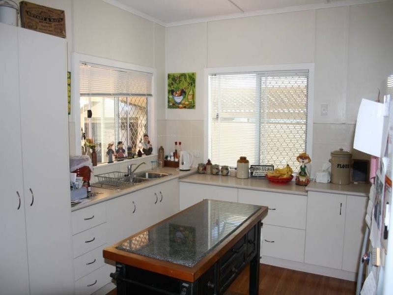 327 Queen Street, Maryborough QLD 4650