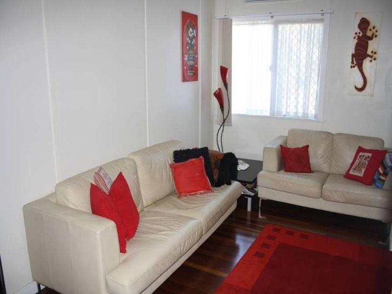 327 Queen Street, Maryborough QLD 4650