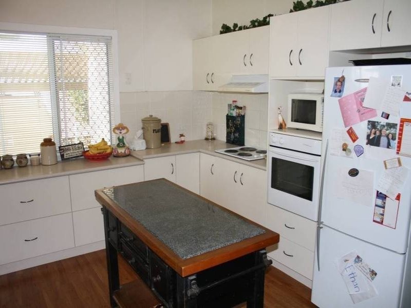 327 Queen Street, Maryborough QLD 4650