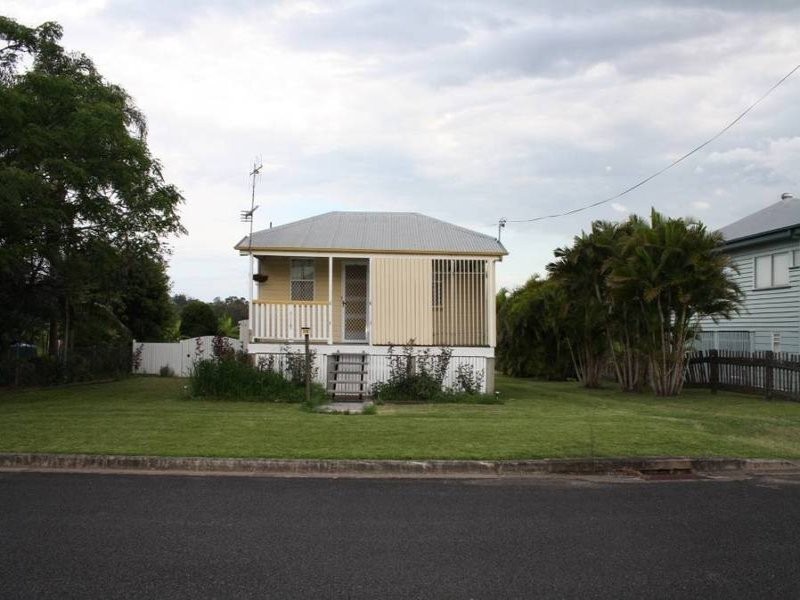 105 Ajax Street, Maryborough QLD 4650