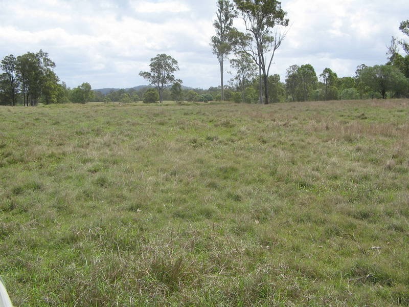 33 River Road, Tinana QLD 4650