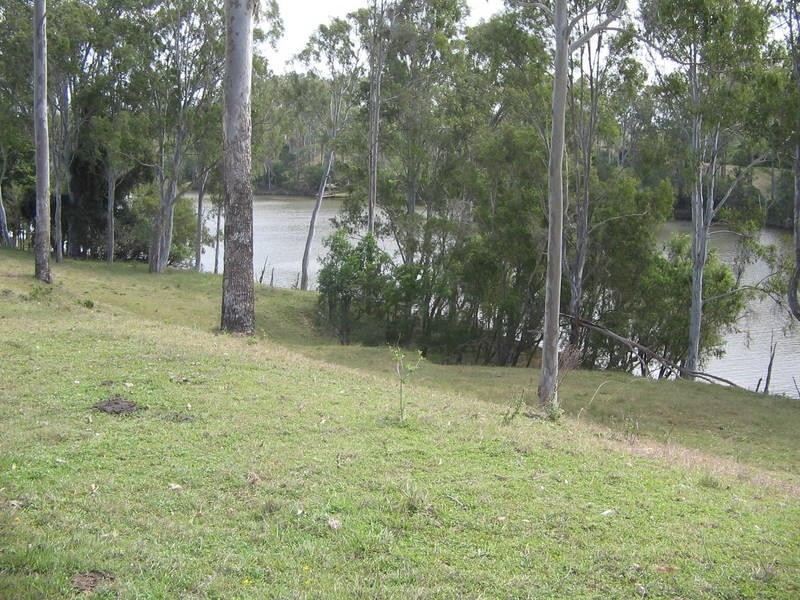 33 River Road, Tinana QLD 4650