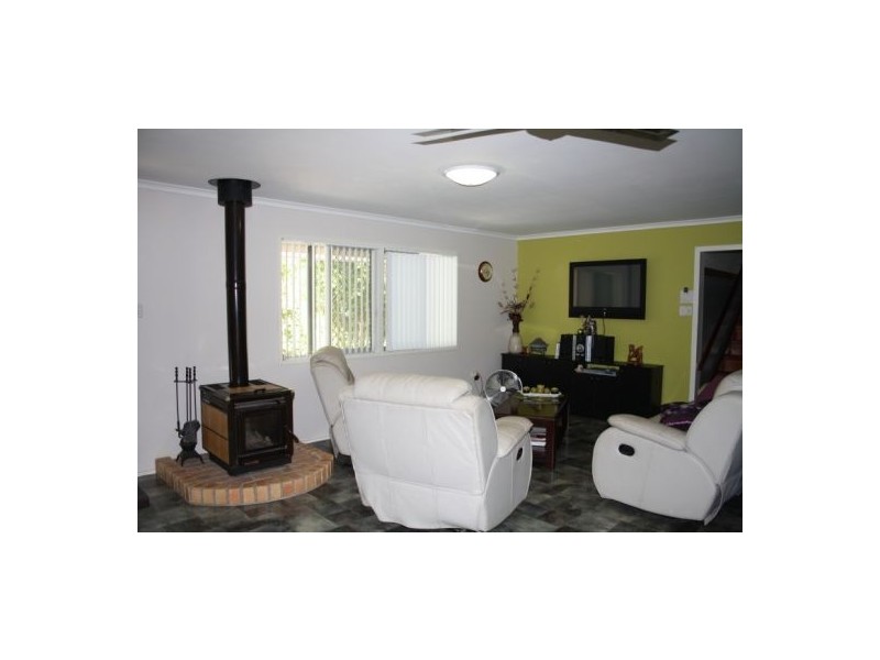 153 Iindah Road West, Maryborough QLD 4650