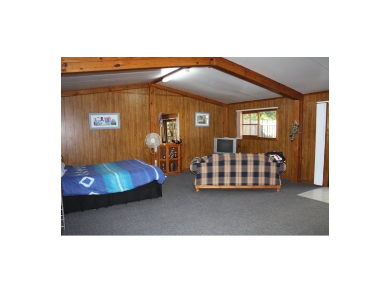 153 Iindah Road West, Maryborough QLD 4650