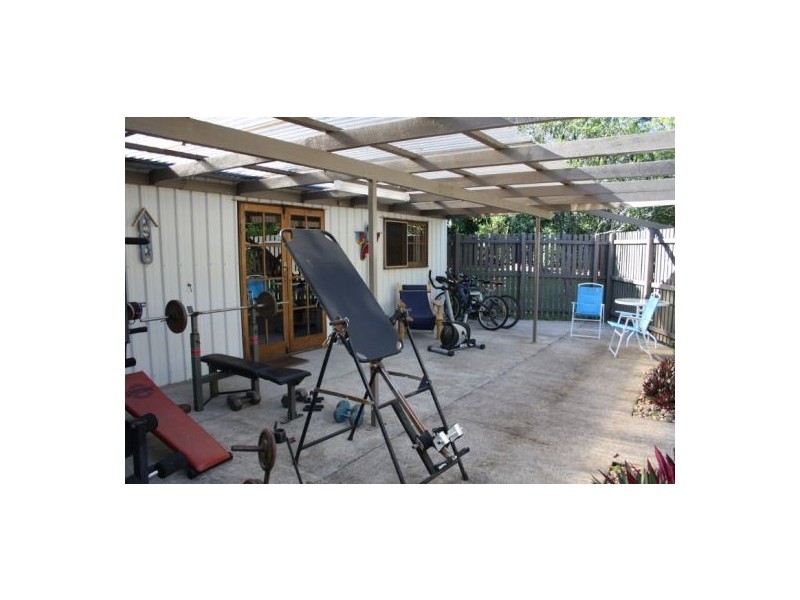 153 Iindah Road West, Maryborough QLD 4650