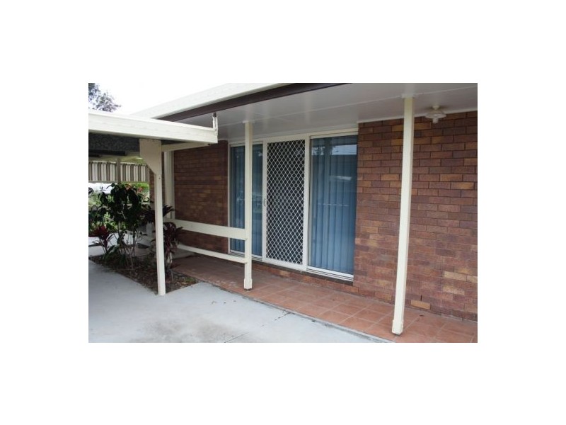 50  Lenthall Street, Aldershot QLD 4650