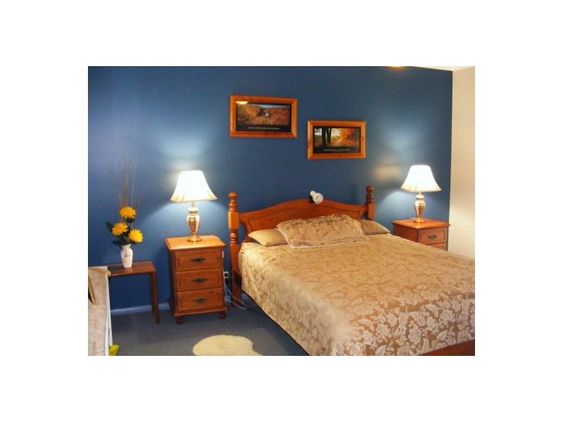 247 Lawson Street, St Helens QLD 4650