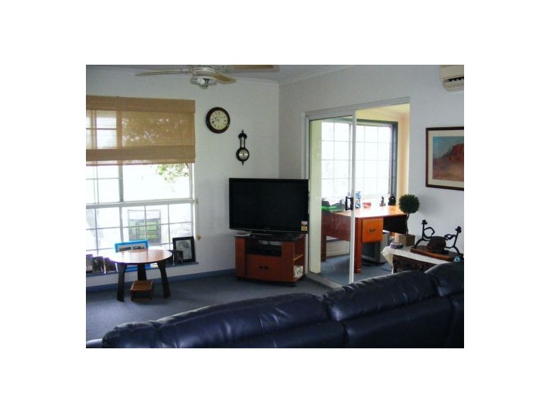 247 Lawson Street, St Helens QLD 4650