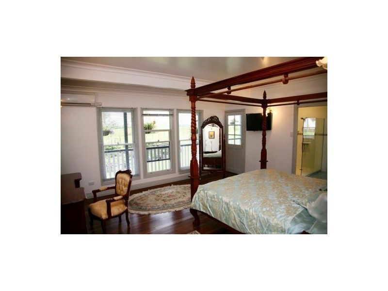 150 Ferry Road, Yengarie QLD 4650