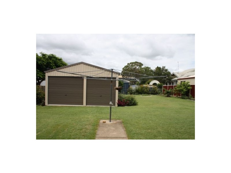 18 Ambrose-White Street, Maryborough QLD 4650