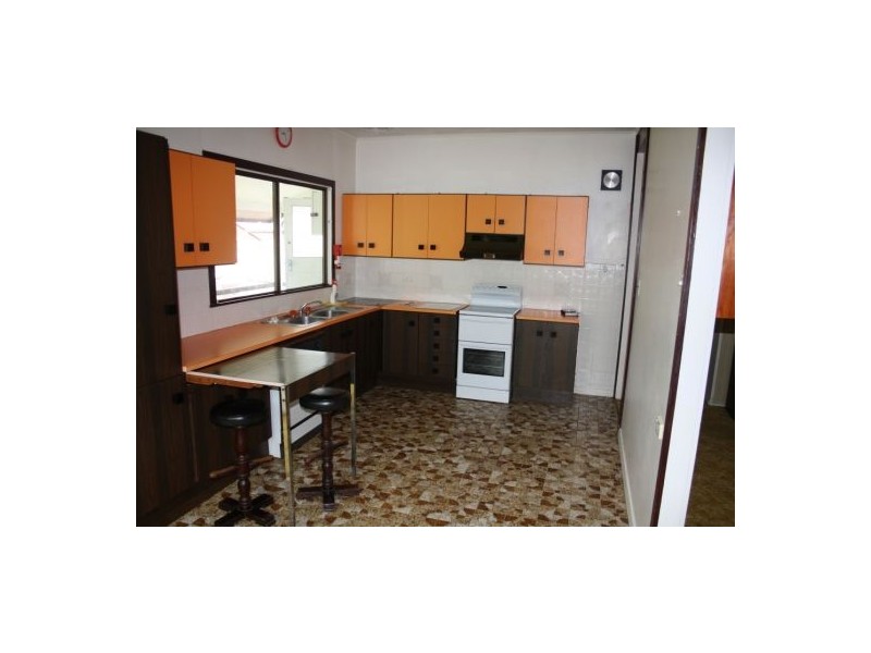 37 Burrum Street, Maryborough QLD 4650