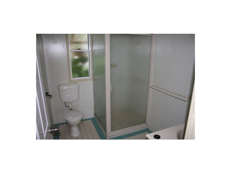 16 Holme Street, Granville QLD 4650