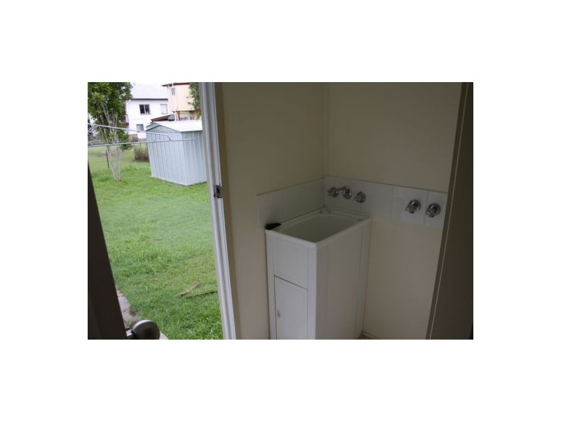16 Holme Street, Granville QLD 4650
