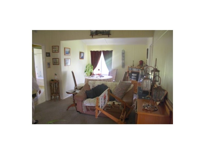 21 Miramont Street, Granville QLD 4650