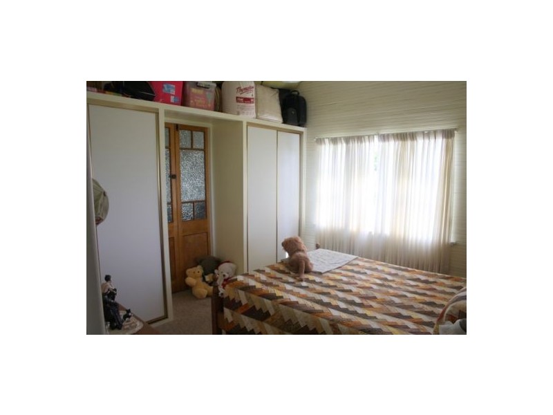 21 Miramont Street, Granville QLD 4650