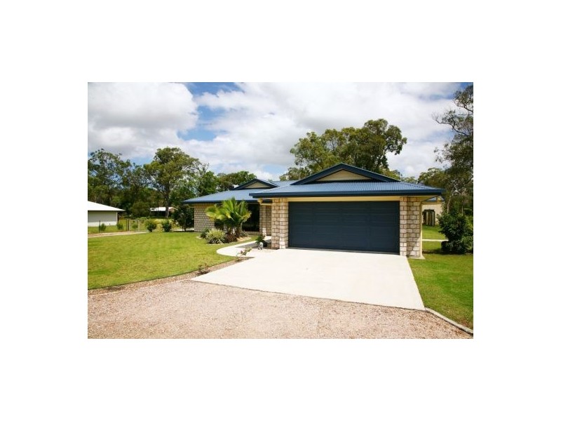 69 Loretto Drive, Oakhurst QLD 4650