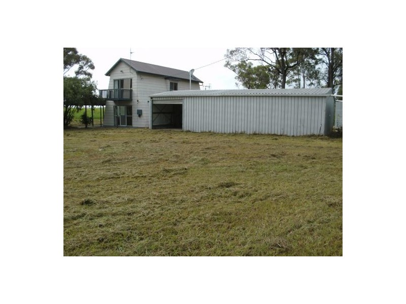 10 Hoffman Road, Owanyilla QLD 4650