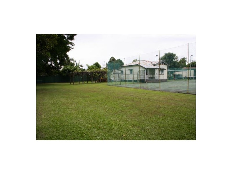 20 Churchill Street, Maryborough QLD 4650