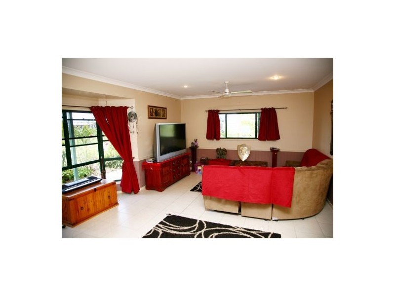 44 Charles Bruce Drive, Oakhurst QLD 4650