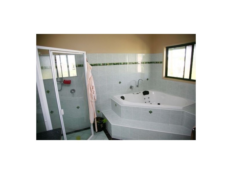 44 Charles Bruce Drive, Oakhurst QLD 4650