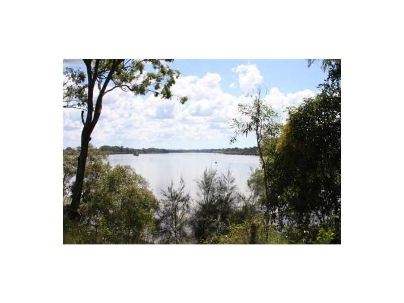 Walkers Point QLD 4650