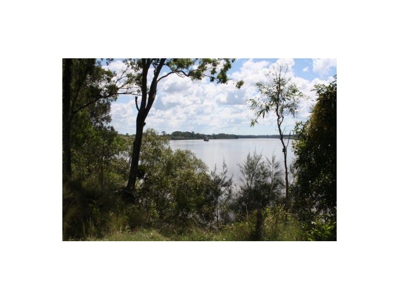 Walkers Point QLD 4650