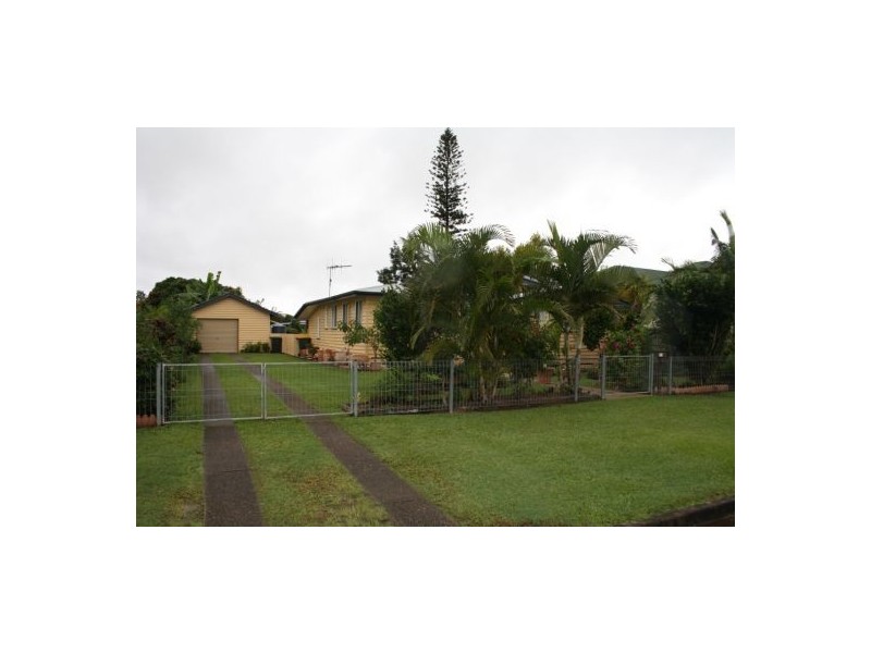 25 James Street, Maryborough QLD 4650