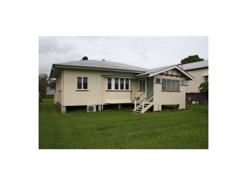 13 Grosvenor Street, Maryborough QLD 4650