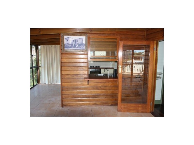 12 Sorensen Street, Boonooroo QLD 4650