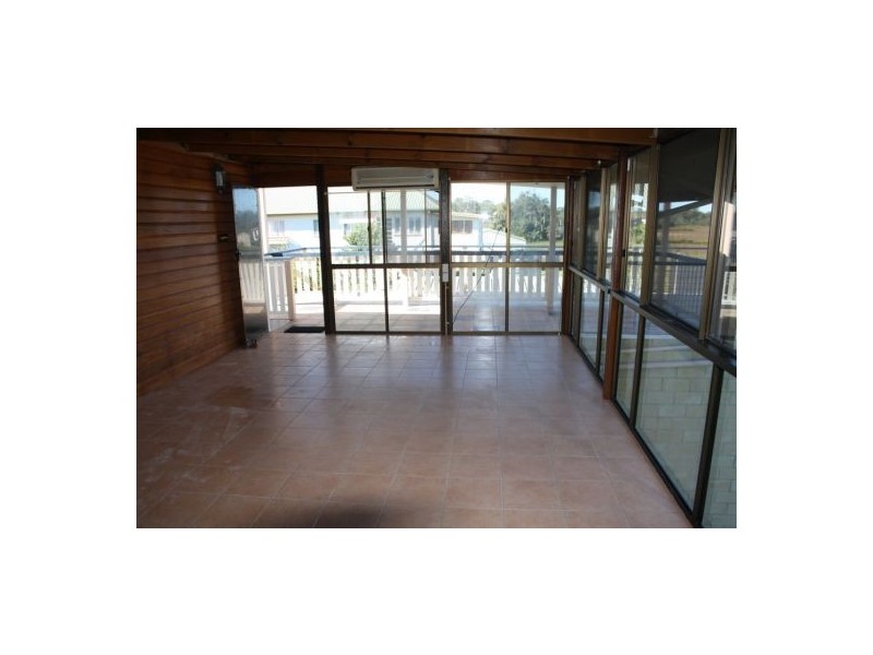 12 Sorensen Street, Boonooroo QLD 4650