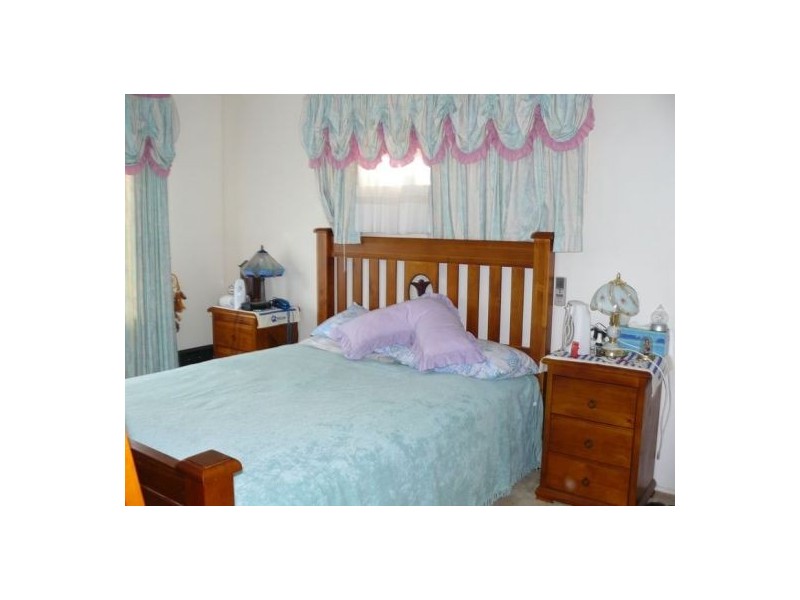 12 Stuart Court, Granville QLD 4650