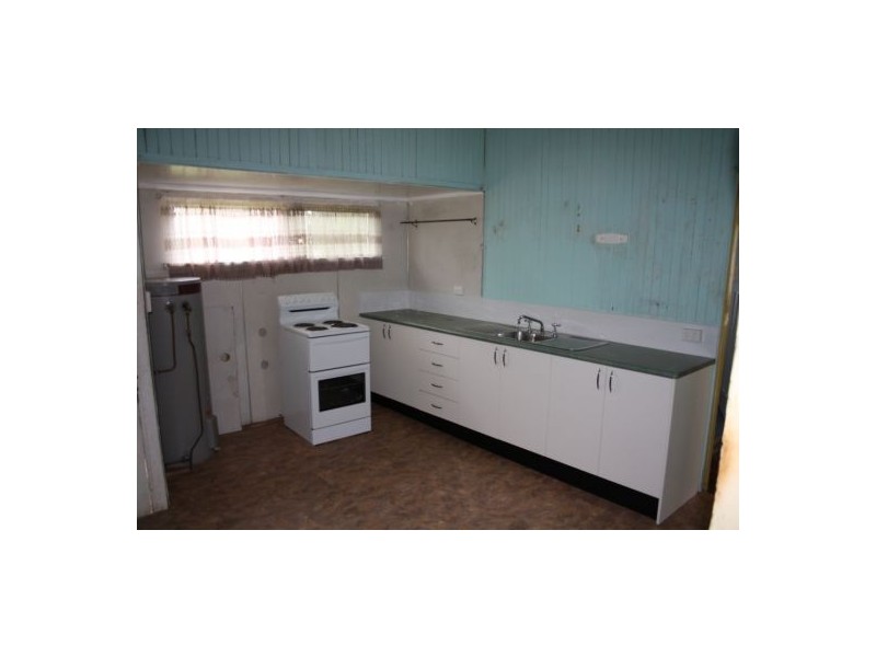 9 Pearson Street, Maryborough QLD 4650