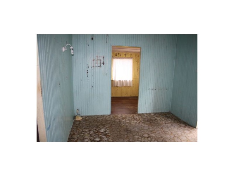 9 Pearson Street, Maryborough QLD 4650