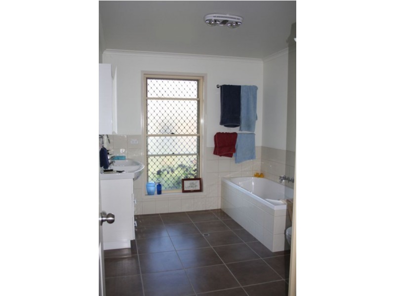 10 Josephine Drive, Tiaro QLD 4650