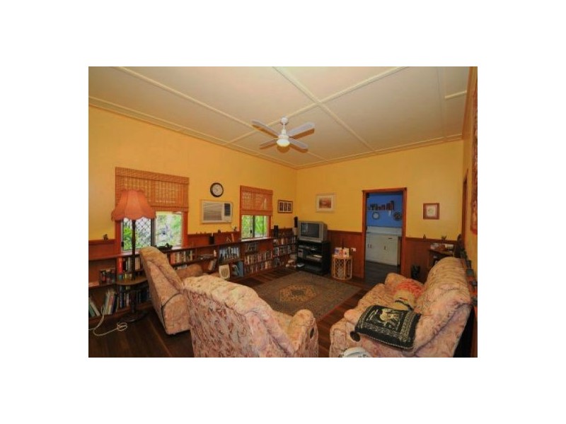 219 Cheapside Street, Maryborough QLD 4650